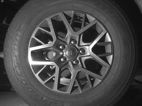 Used 2025 Jeep Wrangler Sahara image 15