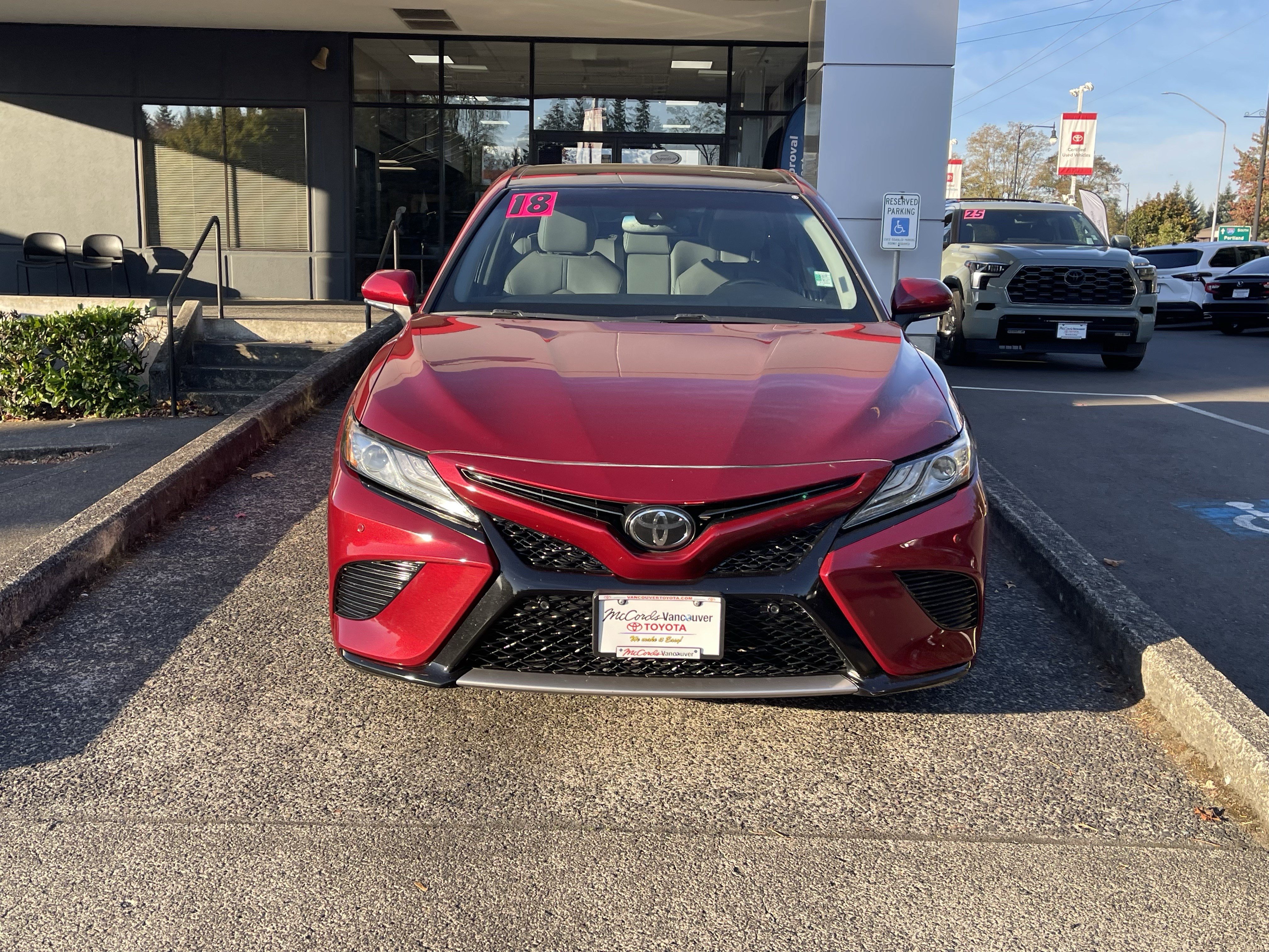Used 2018 Toyota Camry XSE FWD image 2