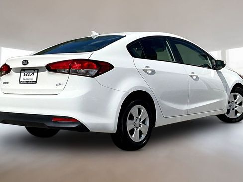 Used 2017 Kia Forte LX FWD image 6