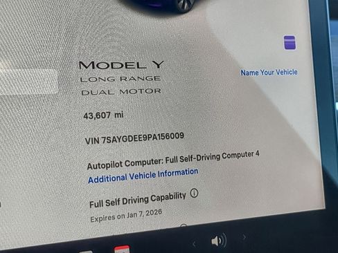 Used 2023 Tesla Model Y Long Range image 12