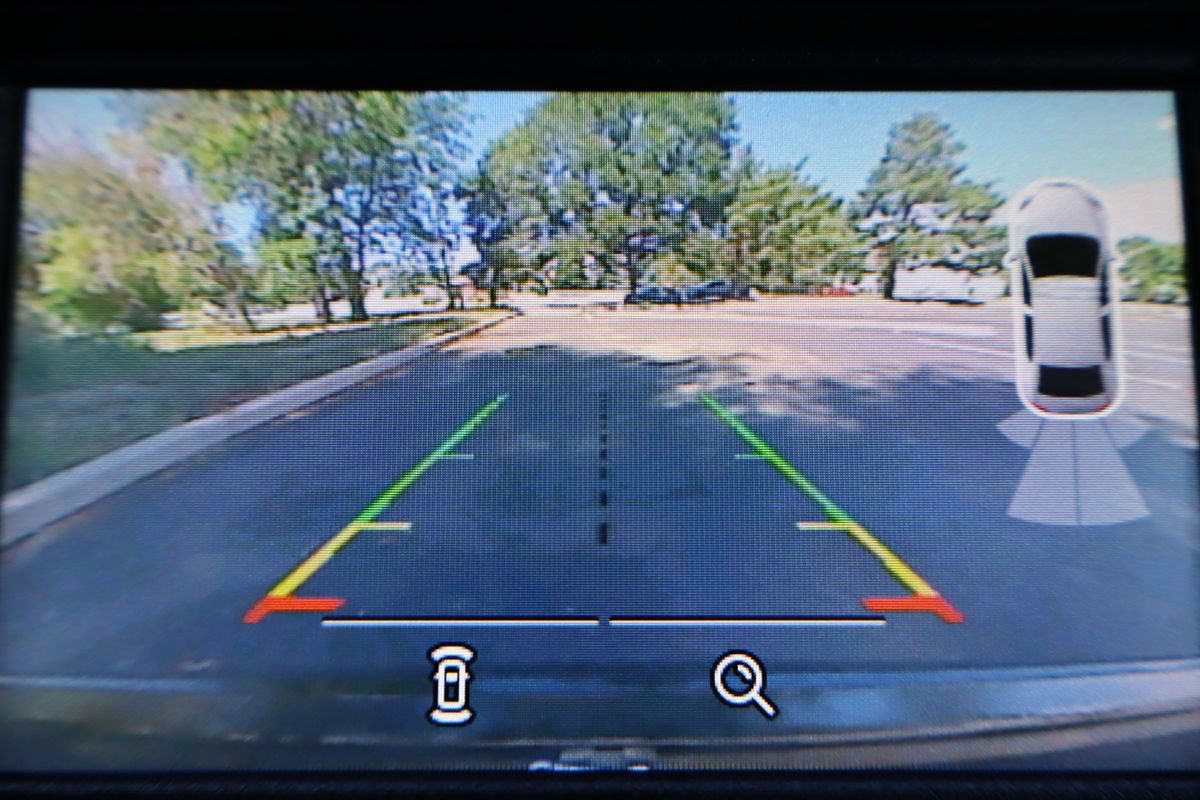 Used 2016 Ford Mustang Coupe w/ Equipment Group 051A RWD image 31