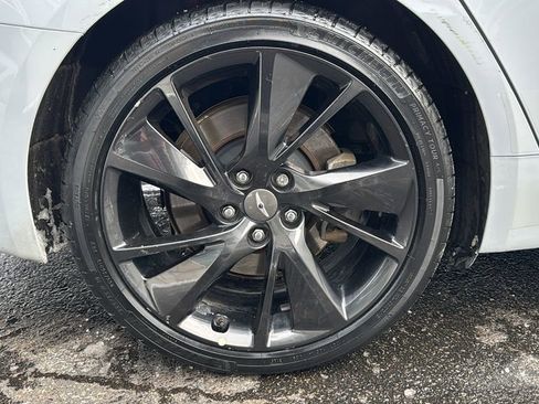 Used 2022 Genesis G70 3.3T w/ Sport Advanced Package image 5