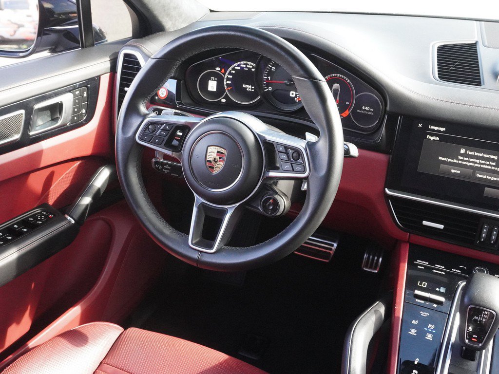 Used 2022 Porsche Cayenne GTS w/ Premium Package Plus AWD/4WD image 40