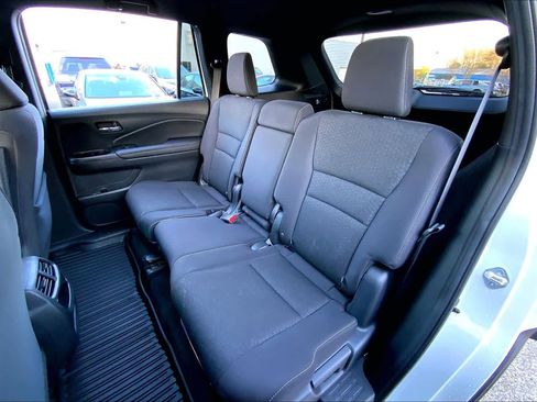 Used 2021 Honda Passport Sport image 21