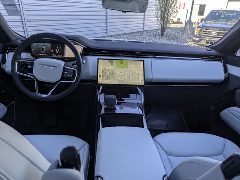 New 2026 Land Rover Range Rover Sport SE AWD/4WD image 27
