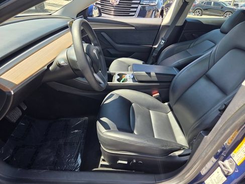 Used 2021 Tesla Model 3 Long Range AWD/4WD image 3