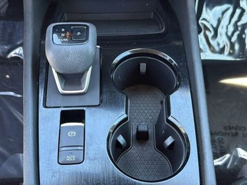 Used 2023 Nissan Rogue SV FWD image 26