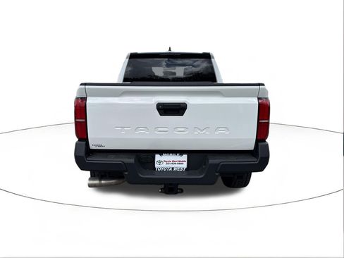 Used 2024 Toyota Tacoma SR image 4