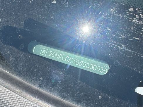 Used 2016 Chevrolet Equinox LT w/ Convenience Package image 7