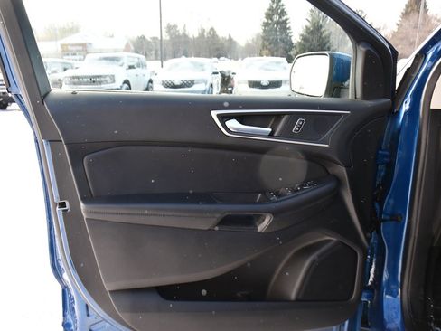 Used 2022 Ford Edge SEL w/ Convenience Package image 22