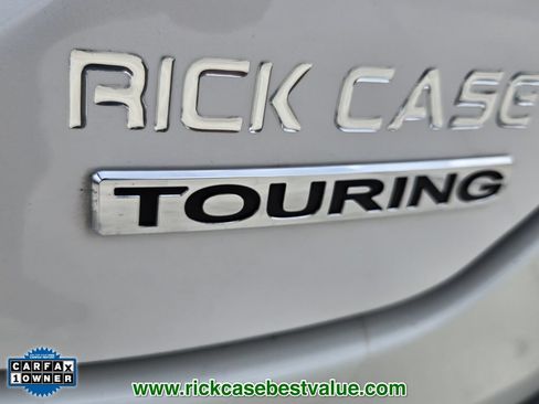 Used 2024 Honda Pilot Touring image 16