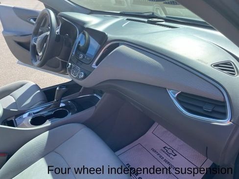 Used 2020 Chevrolet Malibu LT w/ Fleet LT Safety Plus Package image 25