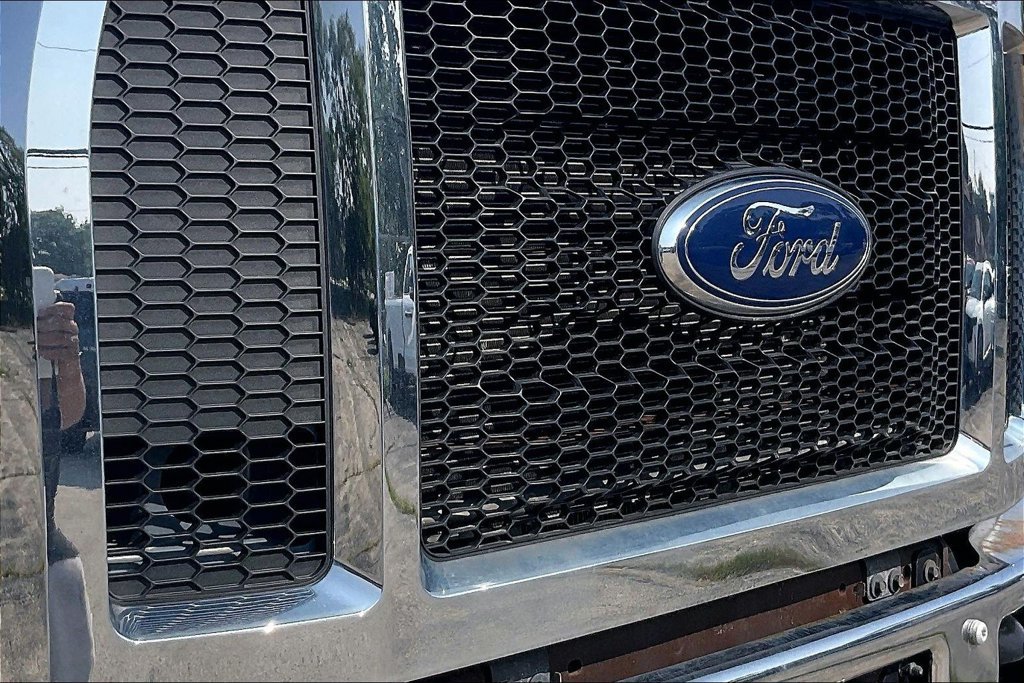 Used 2018 Ford F650 2WD Regular Cab Super Duty image 29