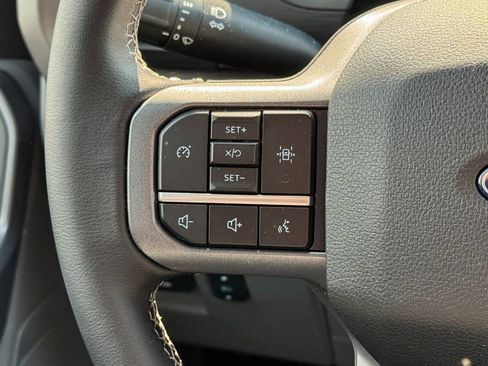 Used 2025 Ford F150 Lightning XLT image 29