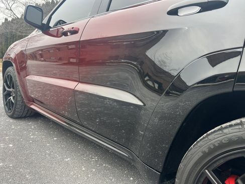 Used 2018 Jeep Grand Cherokee SRT image 94