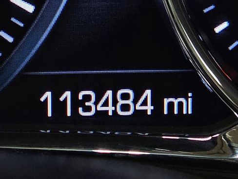 Used 2019 GMC Acadia Denali w/ LPO, Floor Liner Package AWD/4WD image 16
