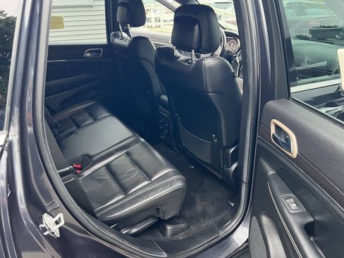 Used 2014 Jeep Grand Cherokee Limited AWD/4WD image 12
