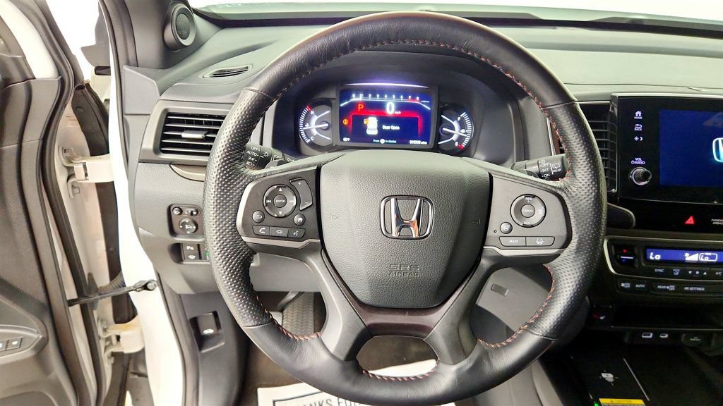 Used 2024 Honda Passport TrailSport image 14