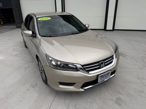 Used 2013 Honda Accord LX image 2