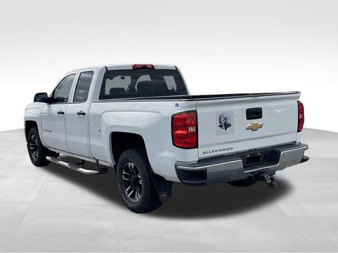 Used 2018 Chevrolet Silverado 1500 W/T w/ WT Convenience Package RWD image 9