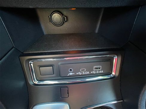 Certified 2024 Subaru Ascent Premium w/ Convenience Package image 23