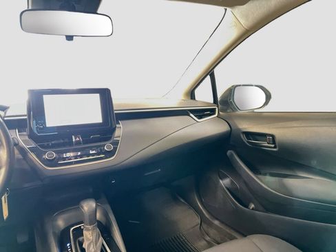 Used 2026 Toyota Corolla LE FWD image 21