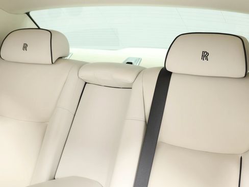 Used 2017 Rolls-Royce Ghost RWD image 63