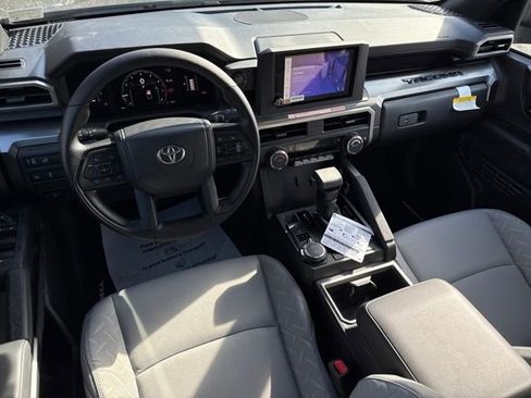 New 2026 Toyota Prius LE image 24