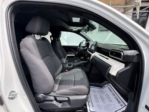 Used 2024 Toyota Tacoma TRD Off-Road image 10