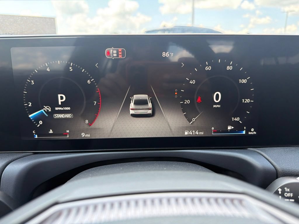 New 2026 Nissan Sentra SR FWD image 19
