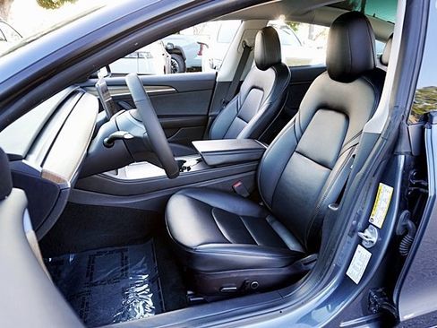 Used 2022 Tesla Model 3 Long Range image 15