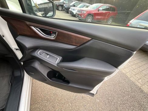 Used 2023 Subaru Ascent Touring image 32