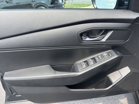 Certified 2023 Honda Accord LX image 12