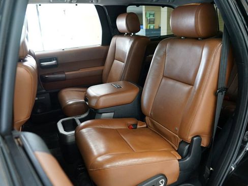Used 2011 Toyota Sequoia Platinum AWD/4WD image 47
