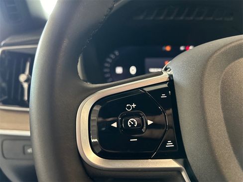 New 2026 Volvo XC90 T8 Plus image 13