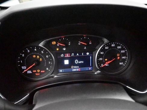 Used 2023 Chevrolet Equinox Premier FWD image 12