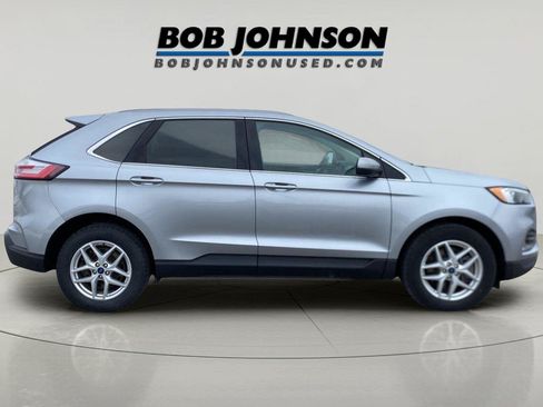 Used 2022 Ford Edge SEL w/ Convenience Package AWD/4WD image 2