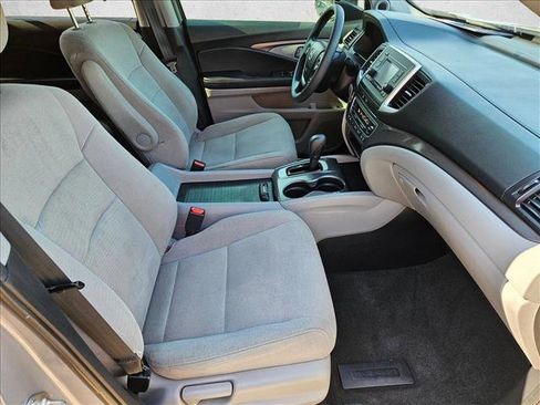 Used 2018 Honda Pilot LX image 21
