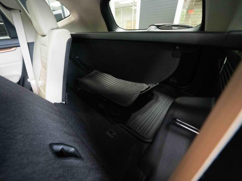 Used 2020 Honda CR-V Touring image 24