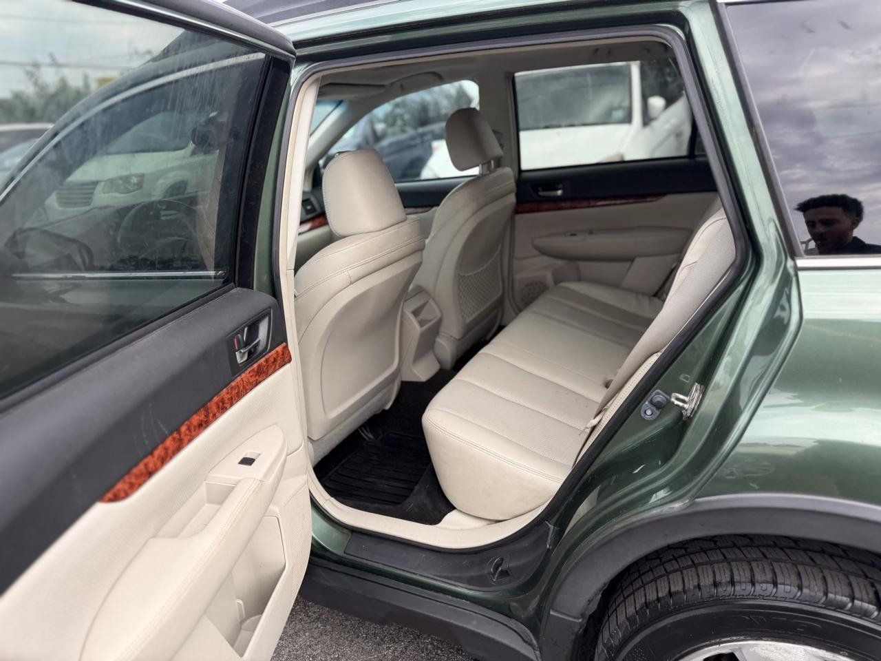 Used 2012 Subaru Outback 3.6R Limited AWD/4WD image 22