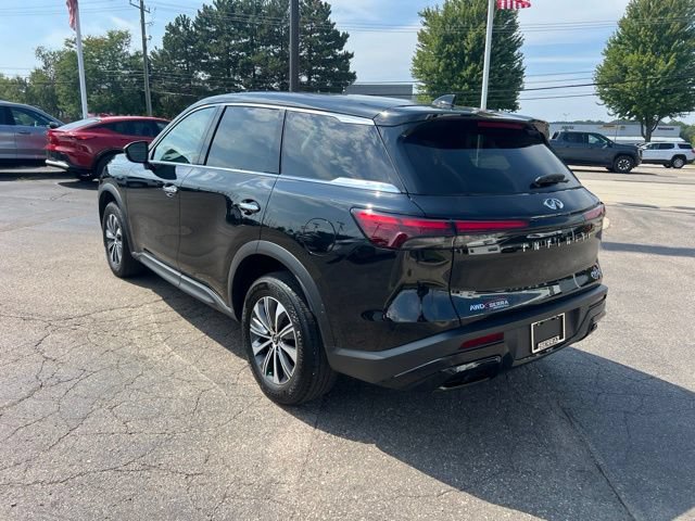 Used 2023 INFINITI QX60 Pure AWD/4WD image 7