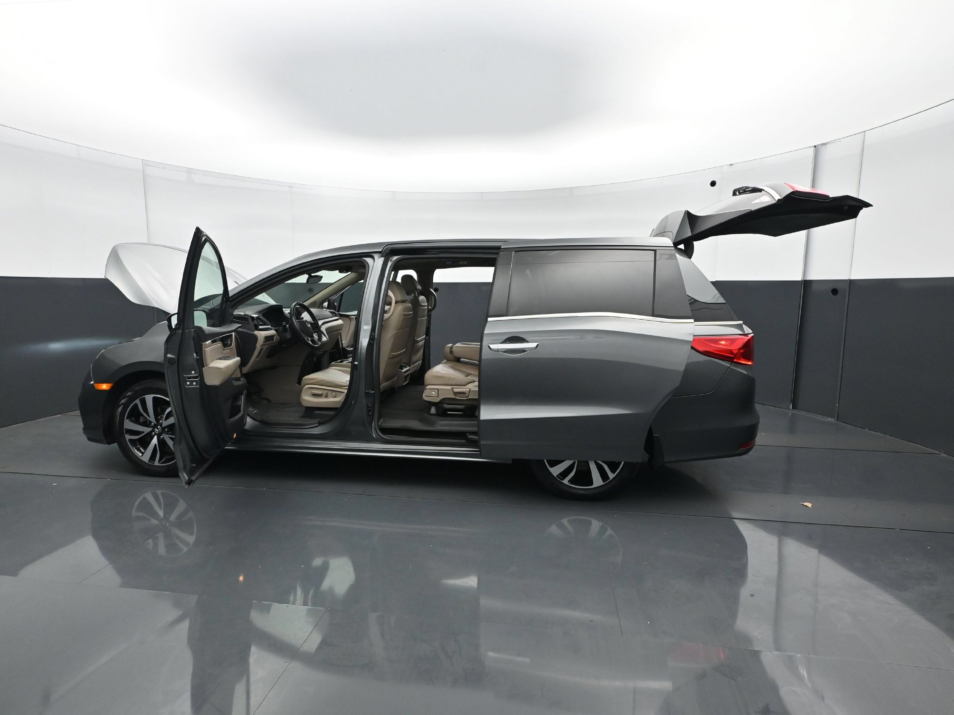 Used 2019 Honda Odyssey Elite image 34