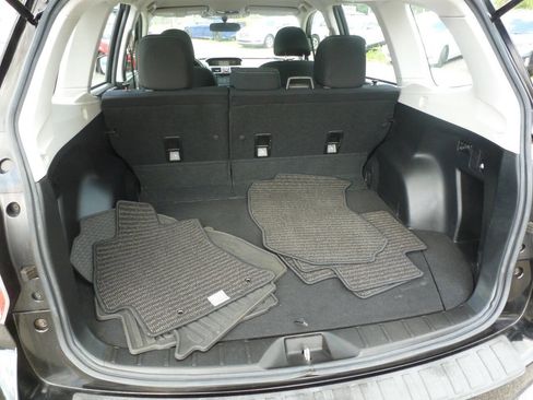 Used 2016 Subaru Forester 2.5i AWD/4WD image 26