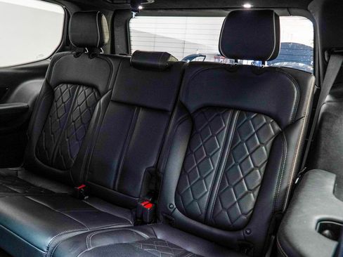 Used 2022 Jeep Grand Wagoneer Series III w/ Rear Seat Video Group 1 image 44