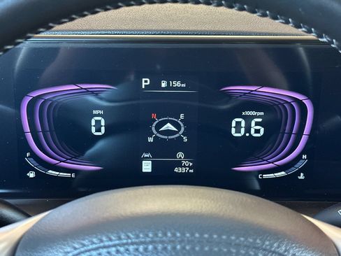 Certified 2025 Kia Telluride LX FWD image 33