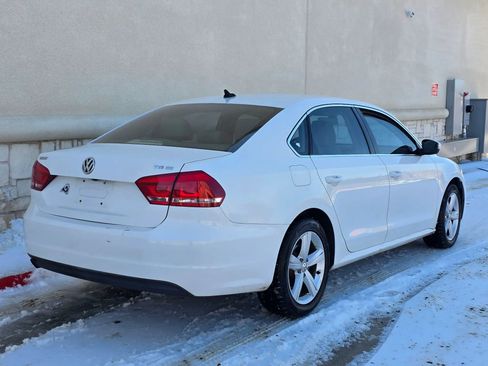 Used 2015 Volkswagen Passat 1.8T SE image 3
