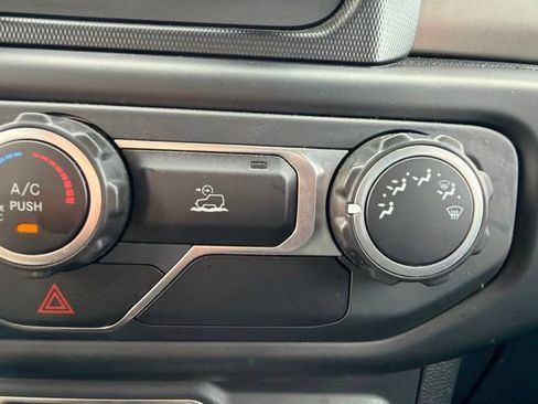 Used 2021 Jeep Gladiator Sport w/ Trailer Tow Package AWD/4WD image 26