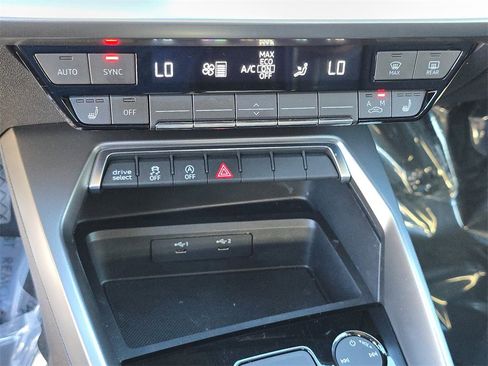 Used 2022 Audi A3 2.0T Premium image 30