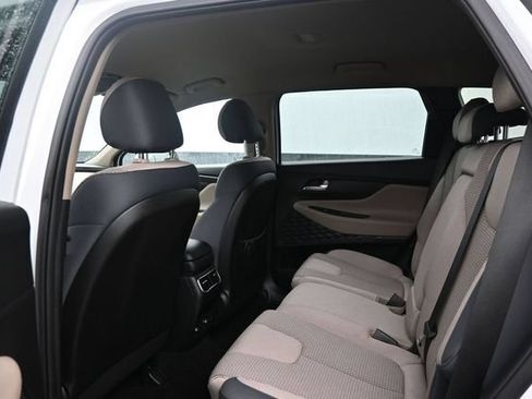 Used 2023 Hyundai Santa Fe SEL FWD image 16