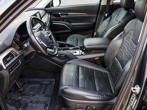 Used 2021 Kia Telluride SX w/ SX Prestige Package image 12
